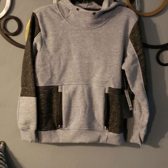 Amongst Others Kid’s Gray Hooded Pullover Sweatshirt Size M - Picture 1 of 9